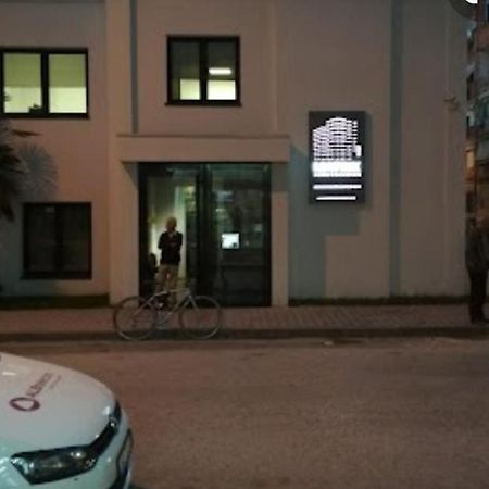 White Apartment Tirana Exterior photo